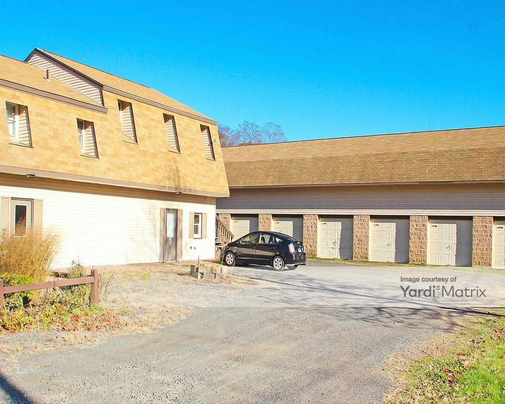 East Hampton Self Storage 196 East High Street, East Hampton RentCafe